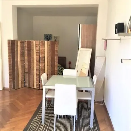A 9 Minutes A Pied De La Gare De Apartment