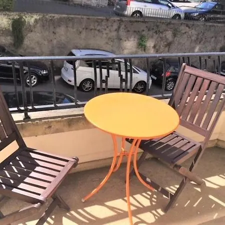 A 9 Minutes A Pied De La Gare De Apartment Lausanne