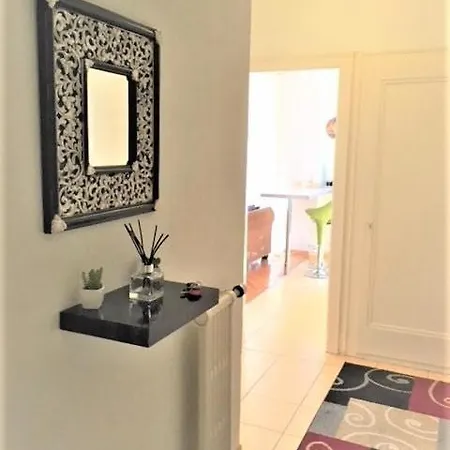 A 9 Minutes A Pied De La Gare De Apartment
