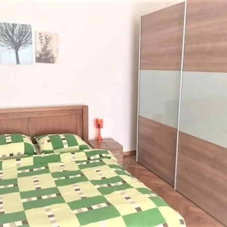 Apartment A 9 Minutes A Pied De La Gare De *