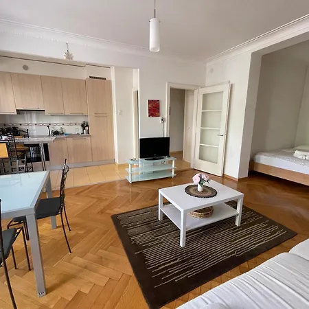 A 9 Minutes A Pied De La Gare De Appartement