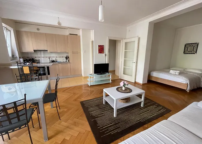 A 9 Minutes A Pied De La Gare De Appartement