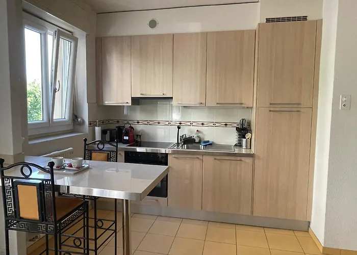 Apartmán A 9 Minutes A Pied De La Gare De *